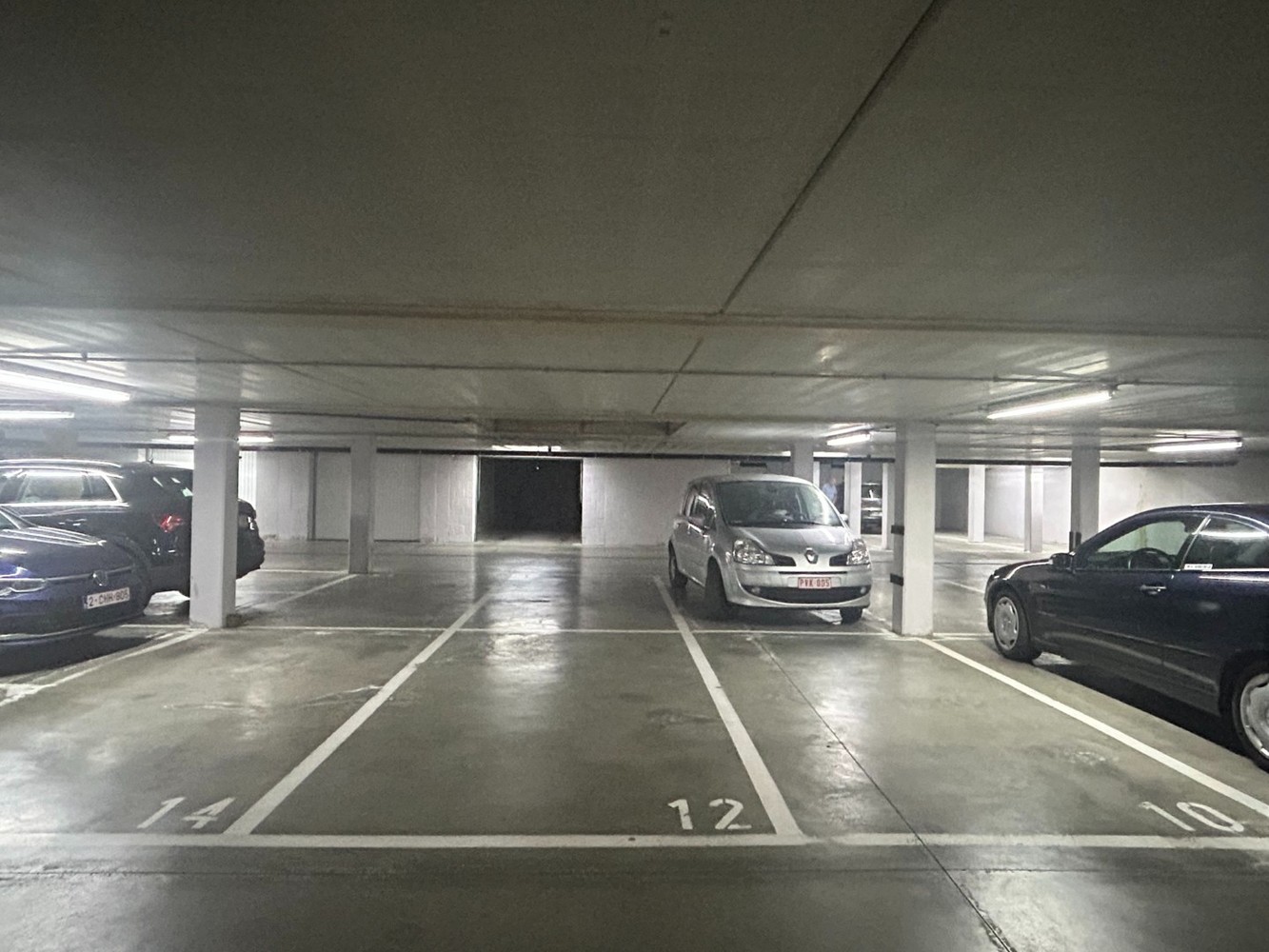 Garage for sale in Leuven - photo 1