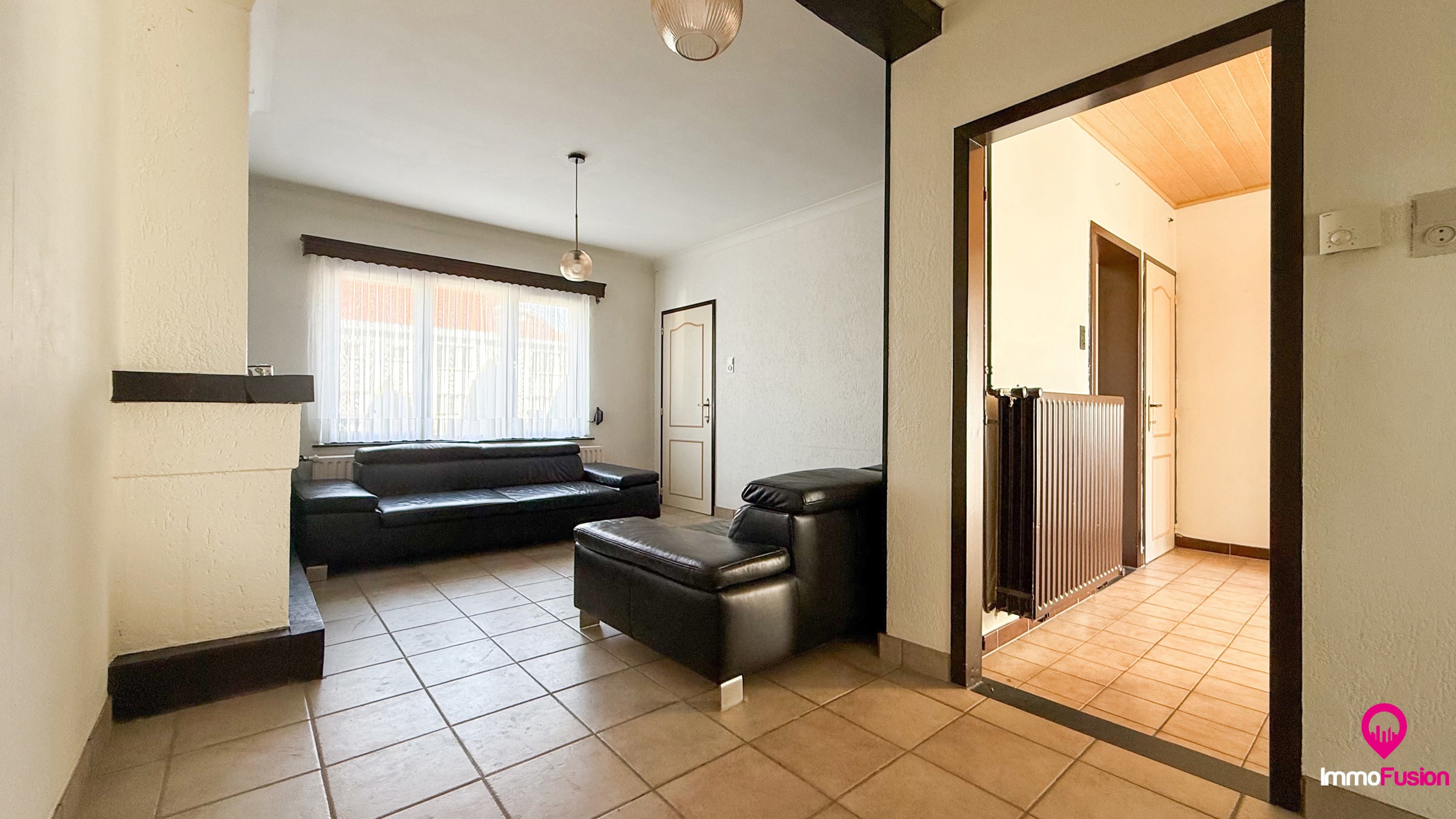 Ruime gezinswoning met 4 slaapkamers en gezellige tuin! - foto 5