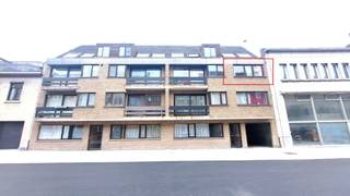 Dit charmante appartement bevindt zich op een centrale locatie te Oostende - Vuurtorenwijkop wandelafstand van openbaar vervoer, de Spuikom en...