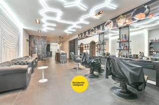 Centraal gelegen handelspand van ca. 104 m² in het hart van Blankenberge, ideaal als investering of voor eigen commerciële activiteit...