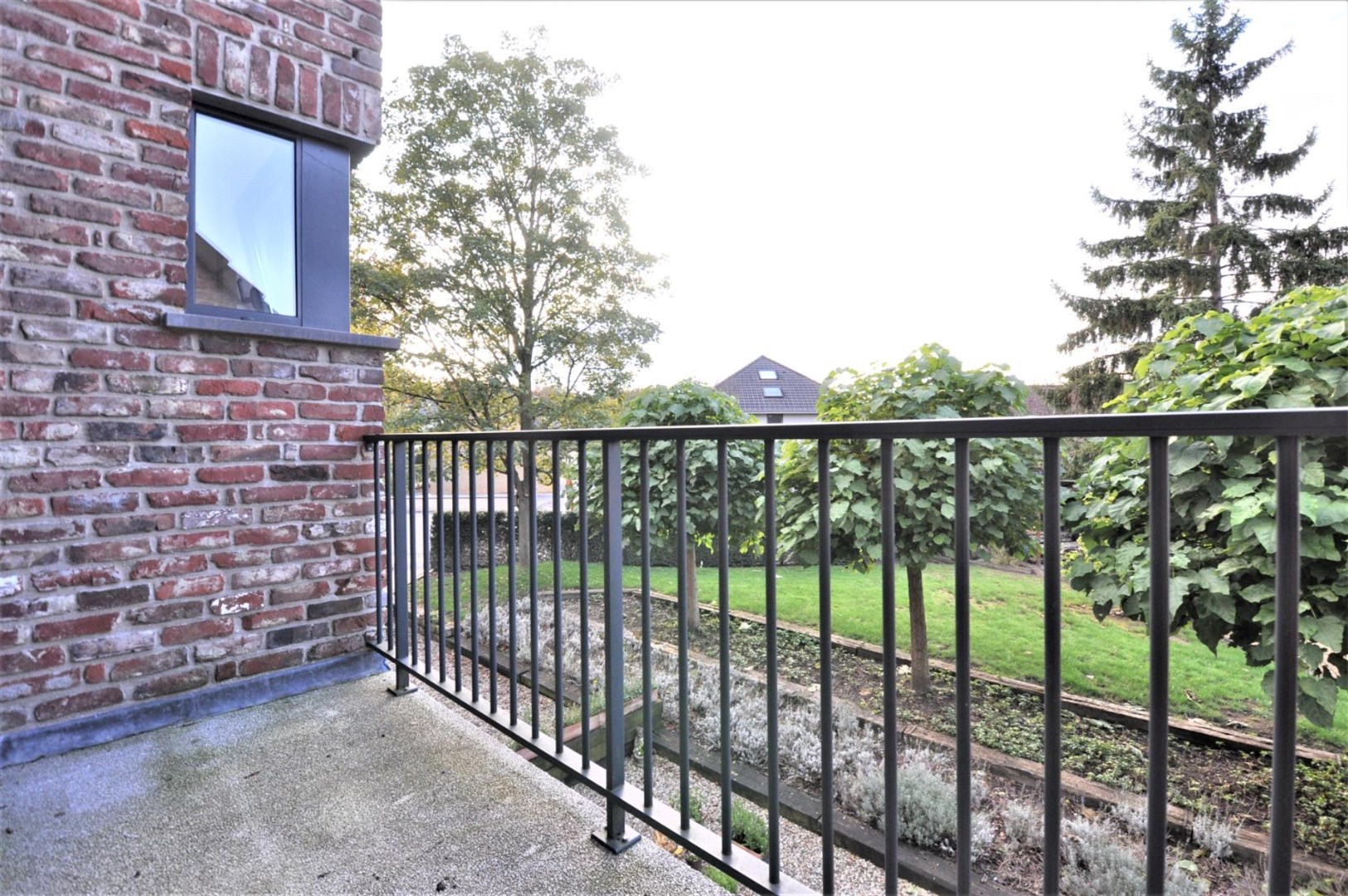 1-slaapkamerappartement op 1e verdieping te Merelbeke met parkeerplaats - foto 5