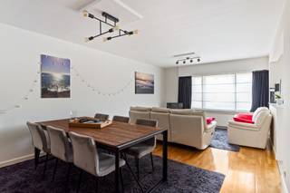 Dit verzorgd gelijkvloers appartement is gelegen op een aangename locatie in Duffel en combineert comfortabele leefruimtes met het gebruik van...