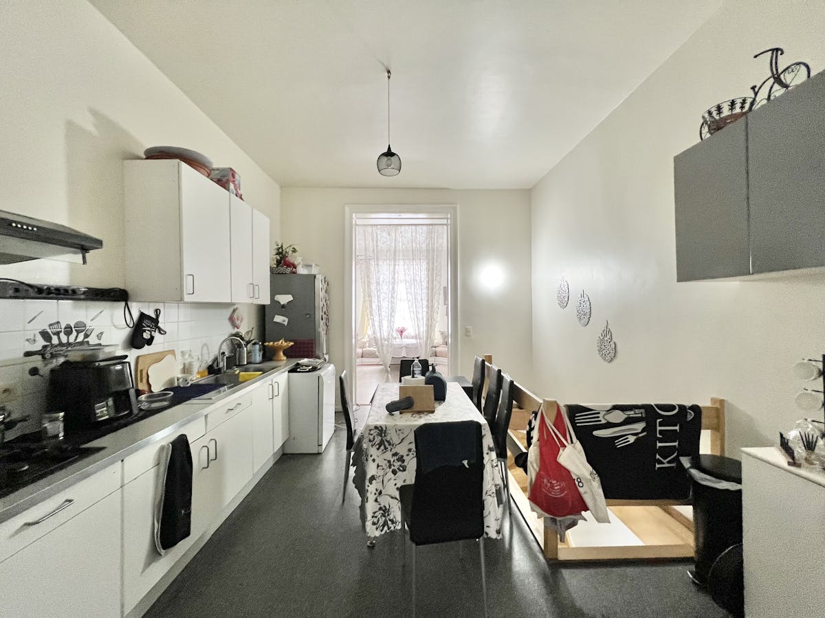 Maison de Rapport Proche Place Saint-Antoine - photo 2