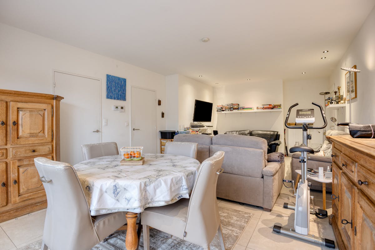 Gerenoveerd 3 Slaapkamer appartement in Banneuxwijk - foto 3