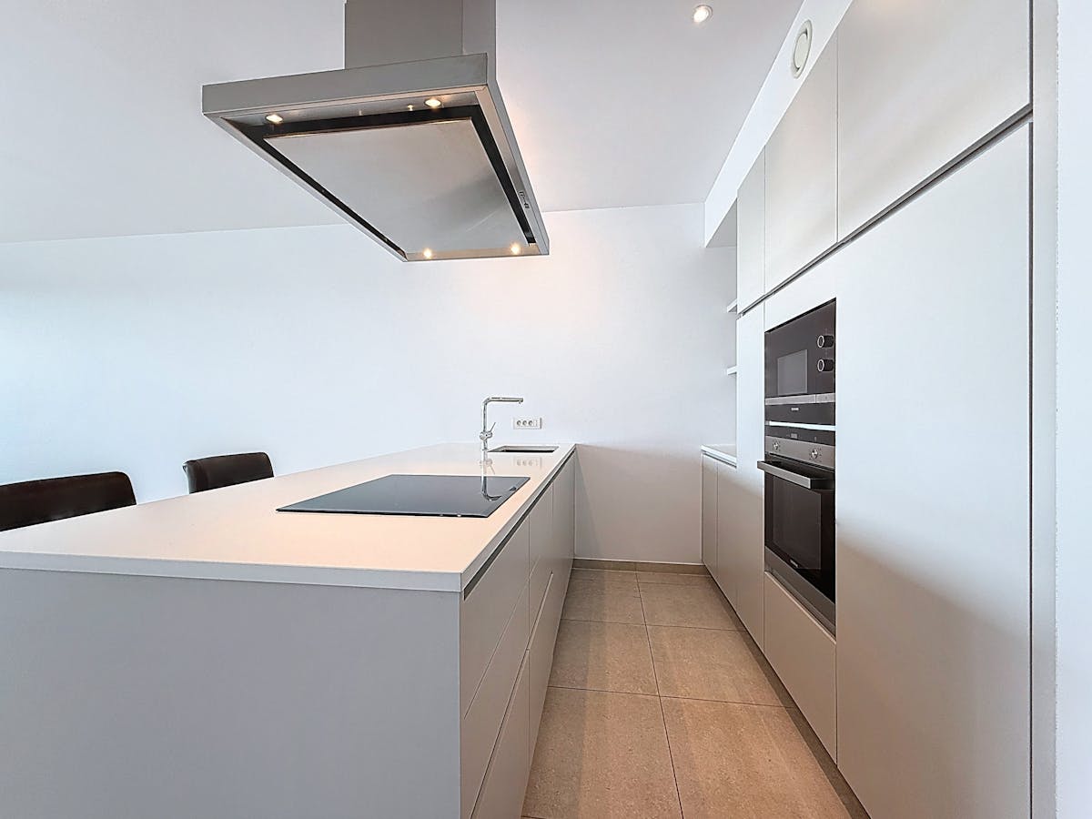 Appartement met prachtig zicht te huur in Sint-Baafs-Vijve - foto 4