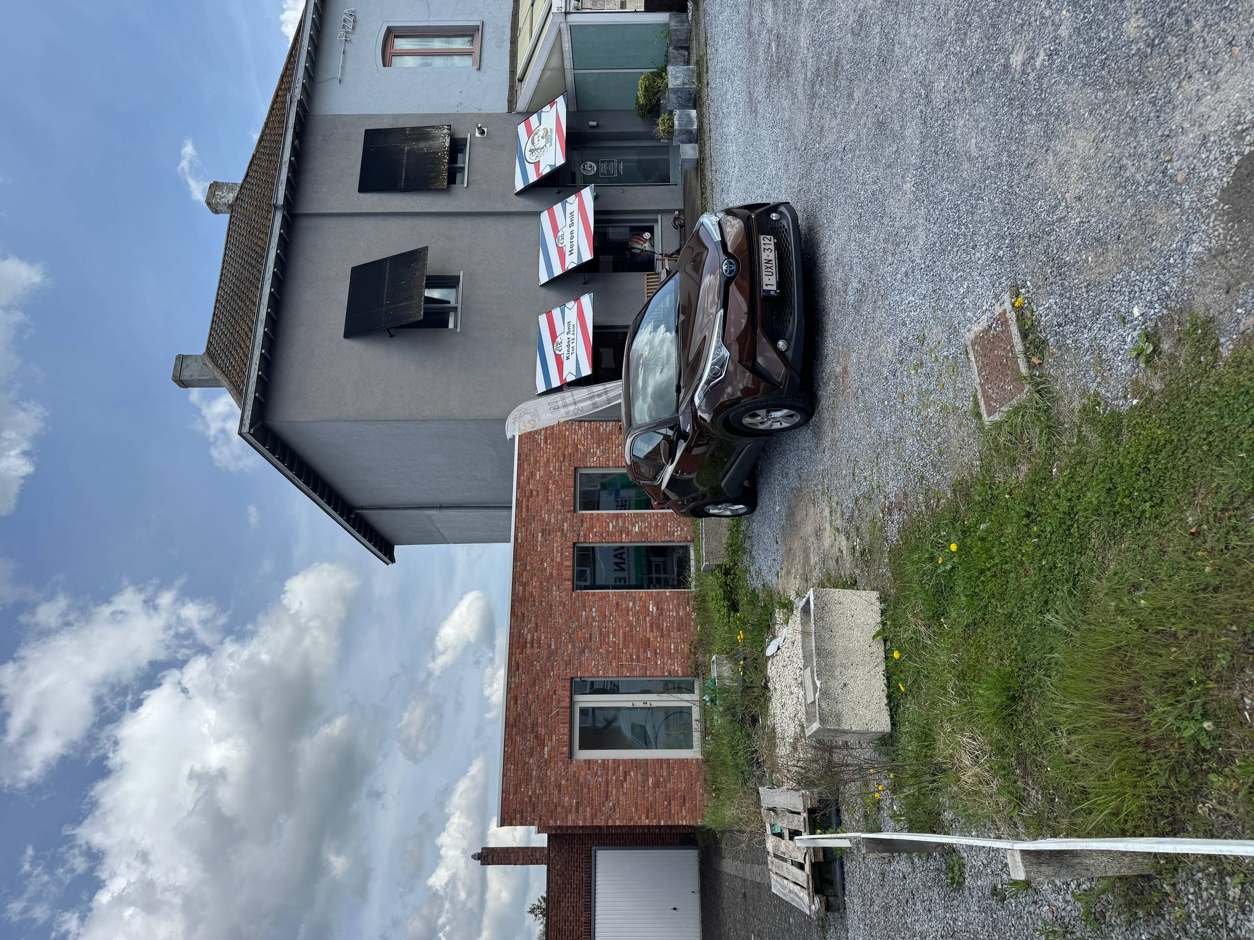 Handelshuis met topligging in Hechtel-Eksel te koop - foto 2