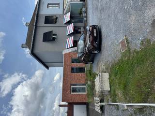 Op zoek naar een ruime handelsruimte met uitstekende zichtlocatie? Dit handelshuis van 215 m² bevindt zich op een uitstekende locatie aan de...