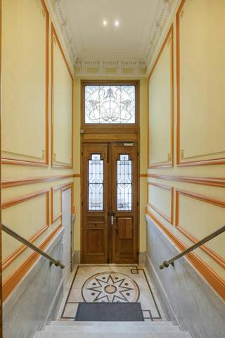 Charmant herenhuis gelegen aan de Leopold II-laan in Koekelberg.Deze op te frissen woning beschikt over een royale oppervlakte van 464m². Vandaag...