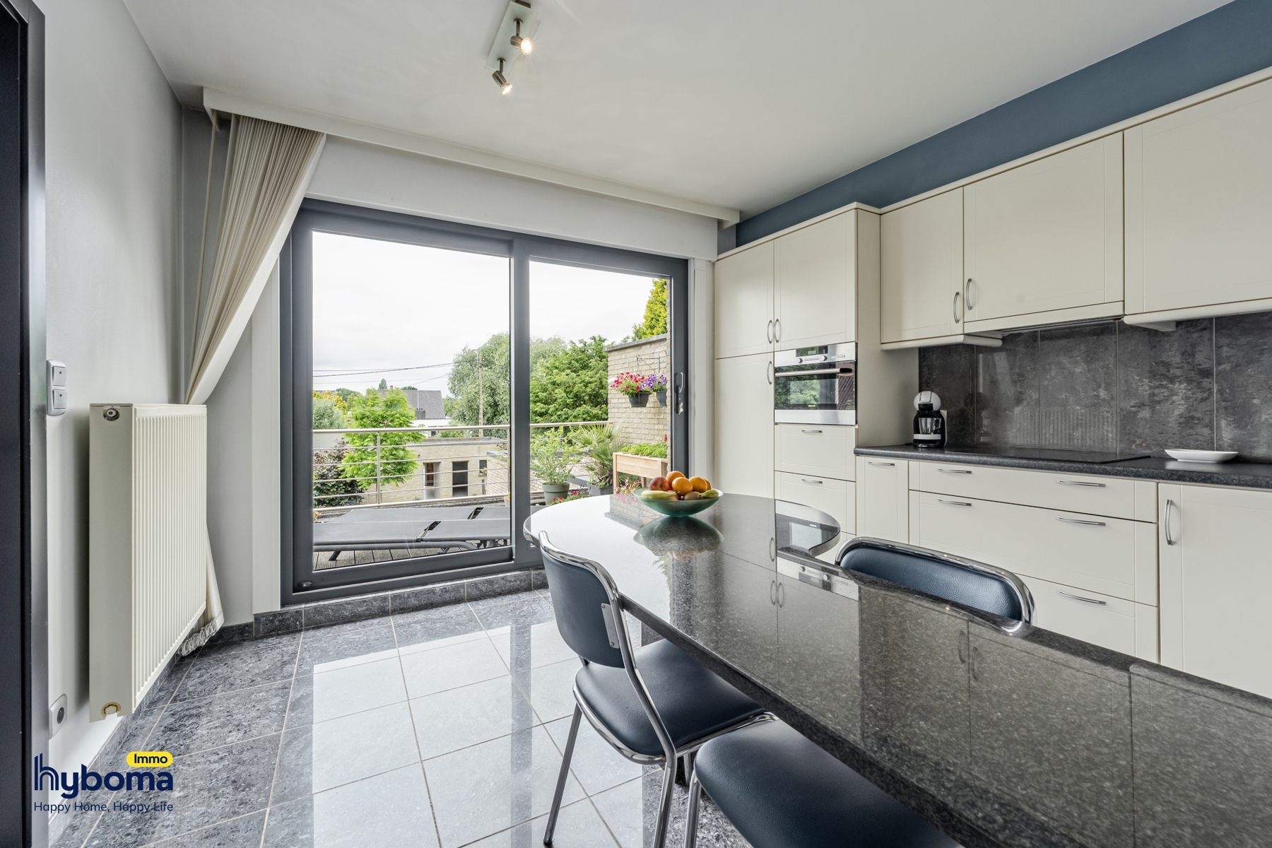 Instapklare woning met handelsruimte in centrum Kortemark - foto 5