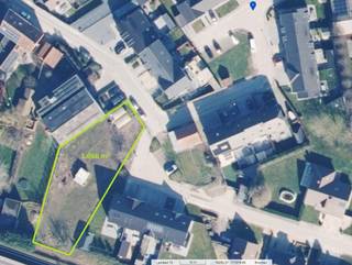 Mooi, ruim en goed georiënteerd perceel bouwgrond zonder bouwverplichting.Het perceel leent zicht tot het bouwen van een ééngezinswoning, hetzij...