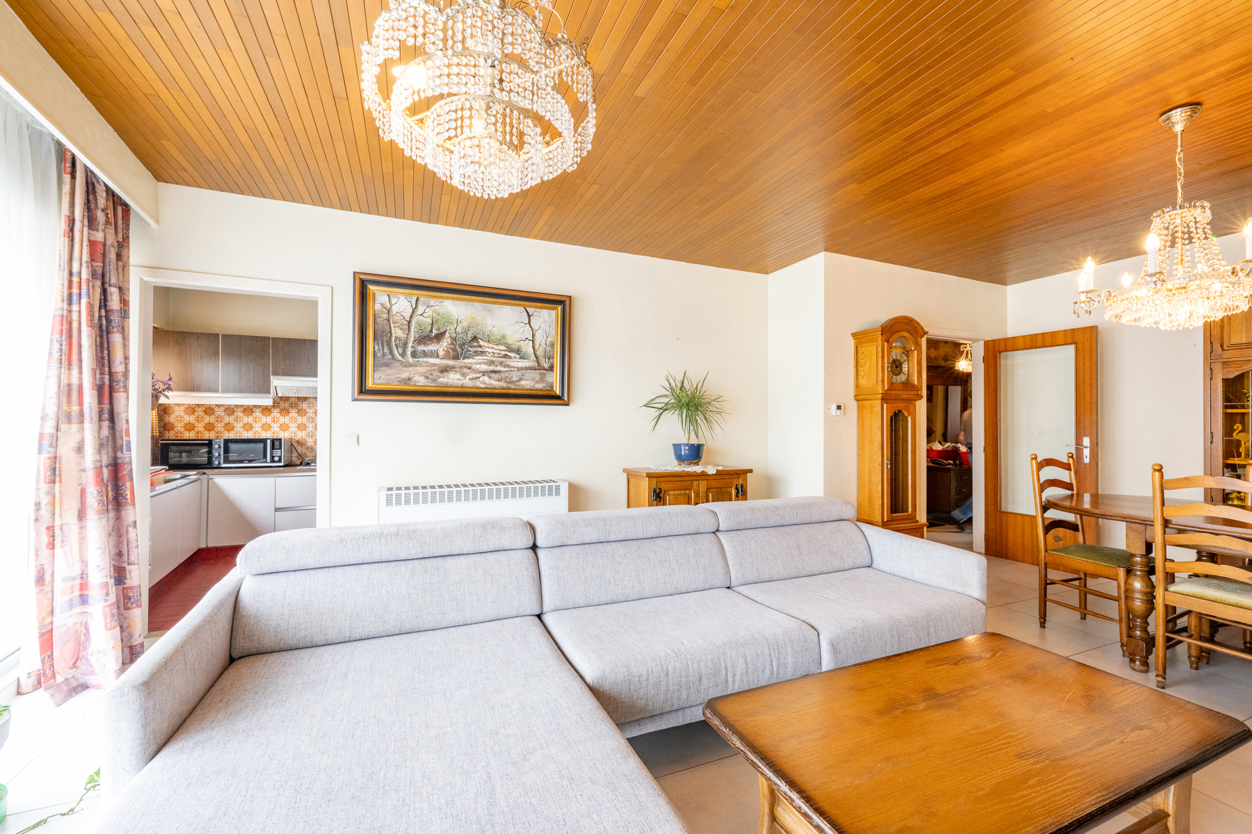 CENTRAAL GELEGEN APPARTEMENT MET TERRAS - foto 1