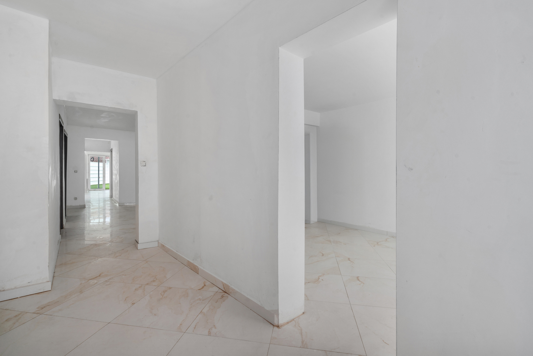 Gelijkvloers appartement 152 m² met tuin van 60 m² - foto 2