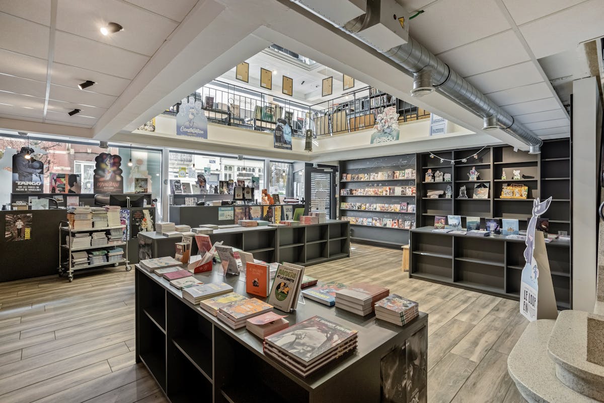 Commercieel gelijkvloers ± 310 m² te Sint-Gillis - foto 4