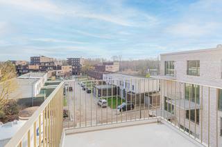 Ontdek dit prachtige nieuwbouwappartement in een rustige wijk, op slechts 10 minuten fietsen van het centrum van Mechelen.Het appartement bevindt...