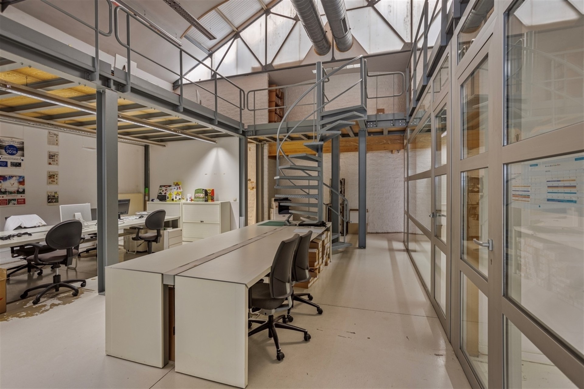 Office in the center of Kortenberg - photo 1