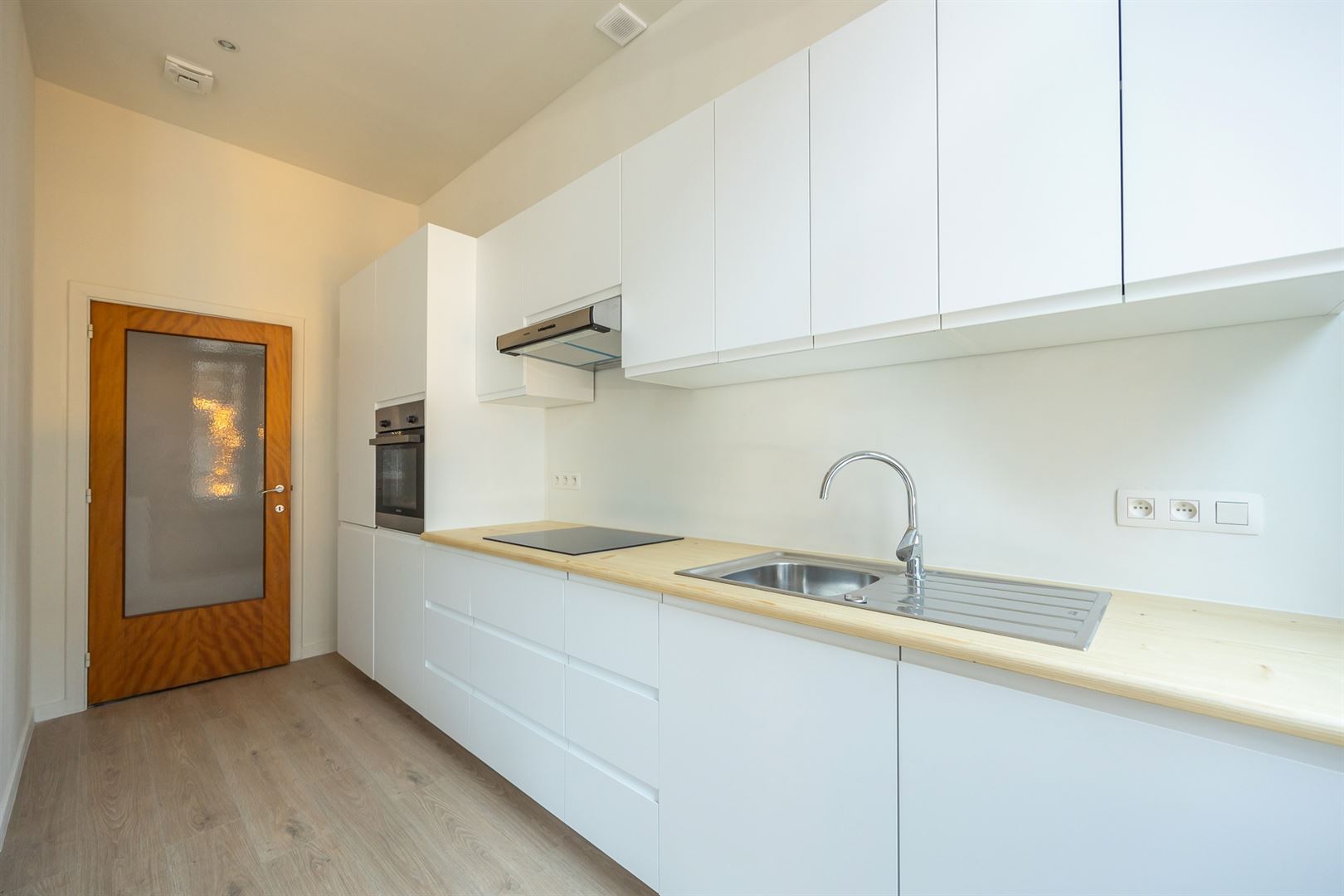 Gerenoveerd appartement midden in de stad - foto 3