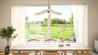 Modern, rustig, ruim en energiezuinig wonen? Dat kan in deze prachtige open bebouwing in de Kromstraat in Kruibeke.<br /><br />De woning wordt heel energiezuinig (E-peil 12) en uitgerust met een geothermische warmtepomp, vloerverwarming, zonnepanelen en een ventilatiesysteem met warmterecuperatie. Wat ook fiscaal wordt beloond.<br /><br />Met 207 m² woonoppervlakte heeft deze woning een gezin veel te bieden. Met o.a. een lichtrijke open ingedeelde woonkamer, ingerichte eilandkeuken en badkamer, een grote tuin met mooi landelijk vergezicht, een dubbele garage, oprit, terras, 4 ruime mooie slaapkamers, een afgewerkte badkamer en berging.  <br /><br /><span>We werken jouw nieuwe thuis sleutel-op-de-deur voor je af, met een vaste prijs en oplevertermijn.  De binnenafwerking kan je afstemmen op jouw smaak en voorkeuren. Onze klantenbegeleider staat voor je klaar tijdens het hele realisatietraject.  </span>