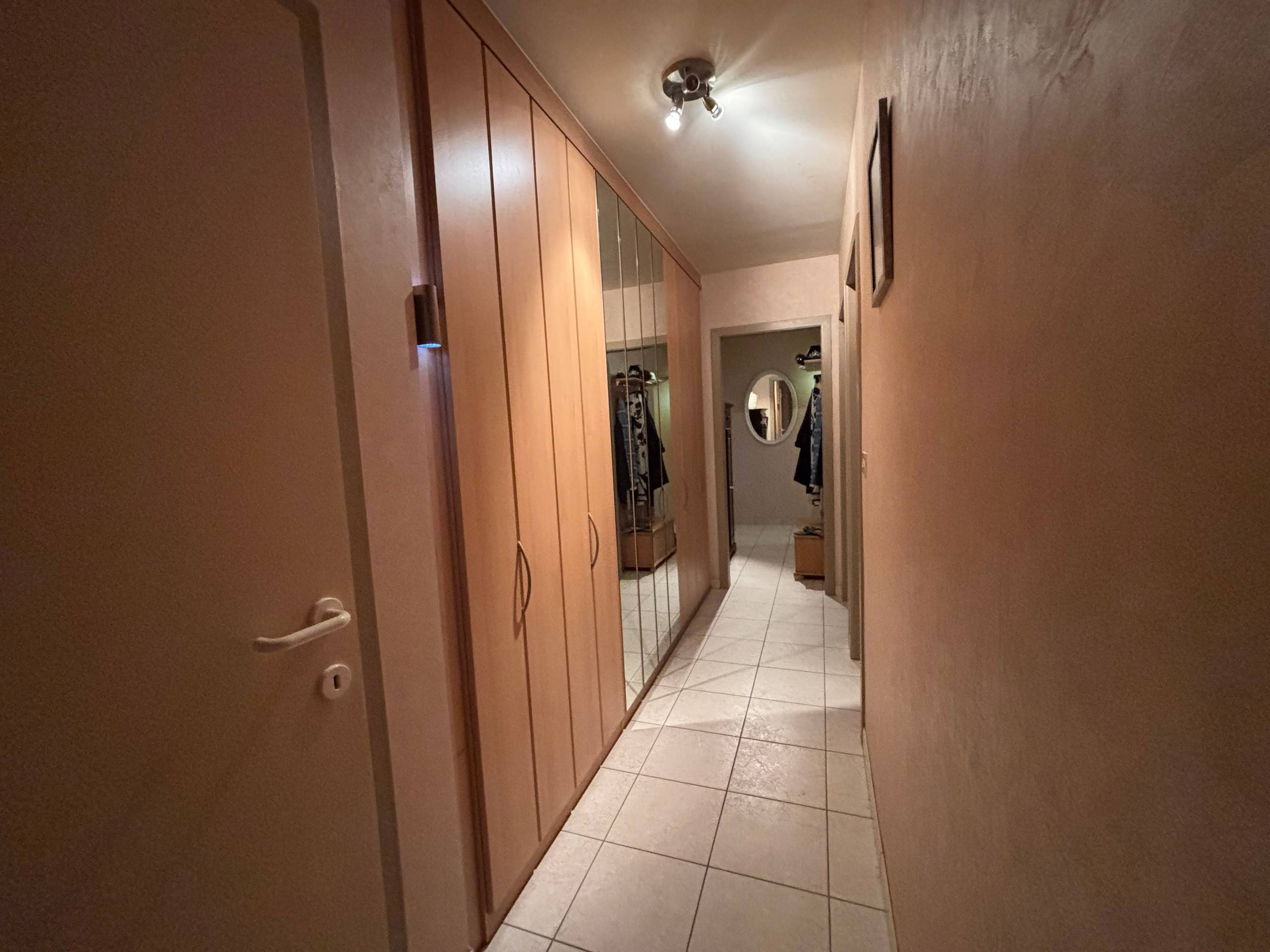 Centraal gelegen drieslaapkamerappartement te Blankenberge - foto 5