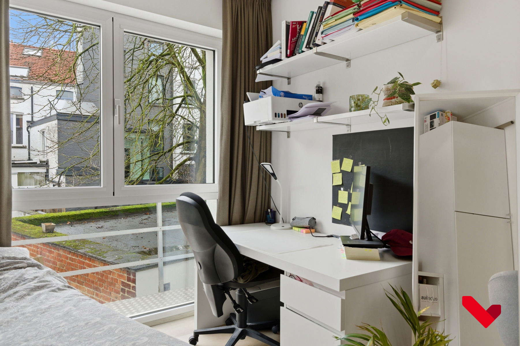 Prachtige studentenkamer met eigen sanitair en keuken. - foto 2