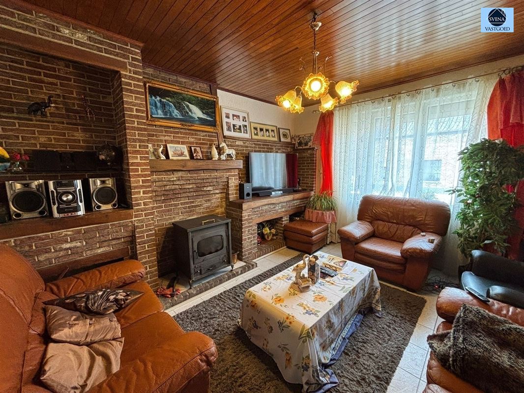 WONING MET 5 SLAAPKAMERS EN STADSTUINTJE. - foto 1