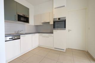 Dit charmante appartement is gelegen op een toplocatie in de Clockemstraat 11 bus 403 te Sint-Truiden: rustig, maar toch vlak in het centrum.Het...