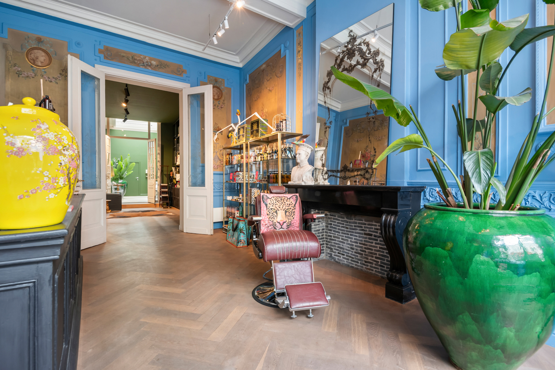 Authentiek commercieel gelijkvloers op toplocatie - foto 4