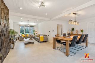 Charmante woning te koop in een rustige omgeving te Kinrooi (Natterveld 17), gelegen op een ruim perceel van 1554 m².De woning beschikt over 3...