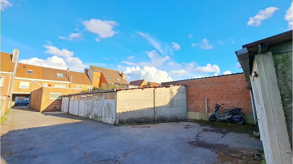 Garagecomplex met 20 garages te koop in Sint-Michiels Brugge - photo 3