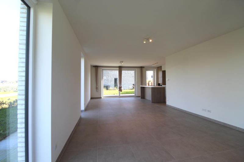 Maison à louer à Roulers avec 3 chambres - photo 3