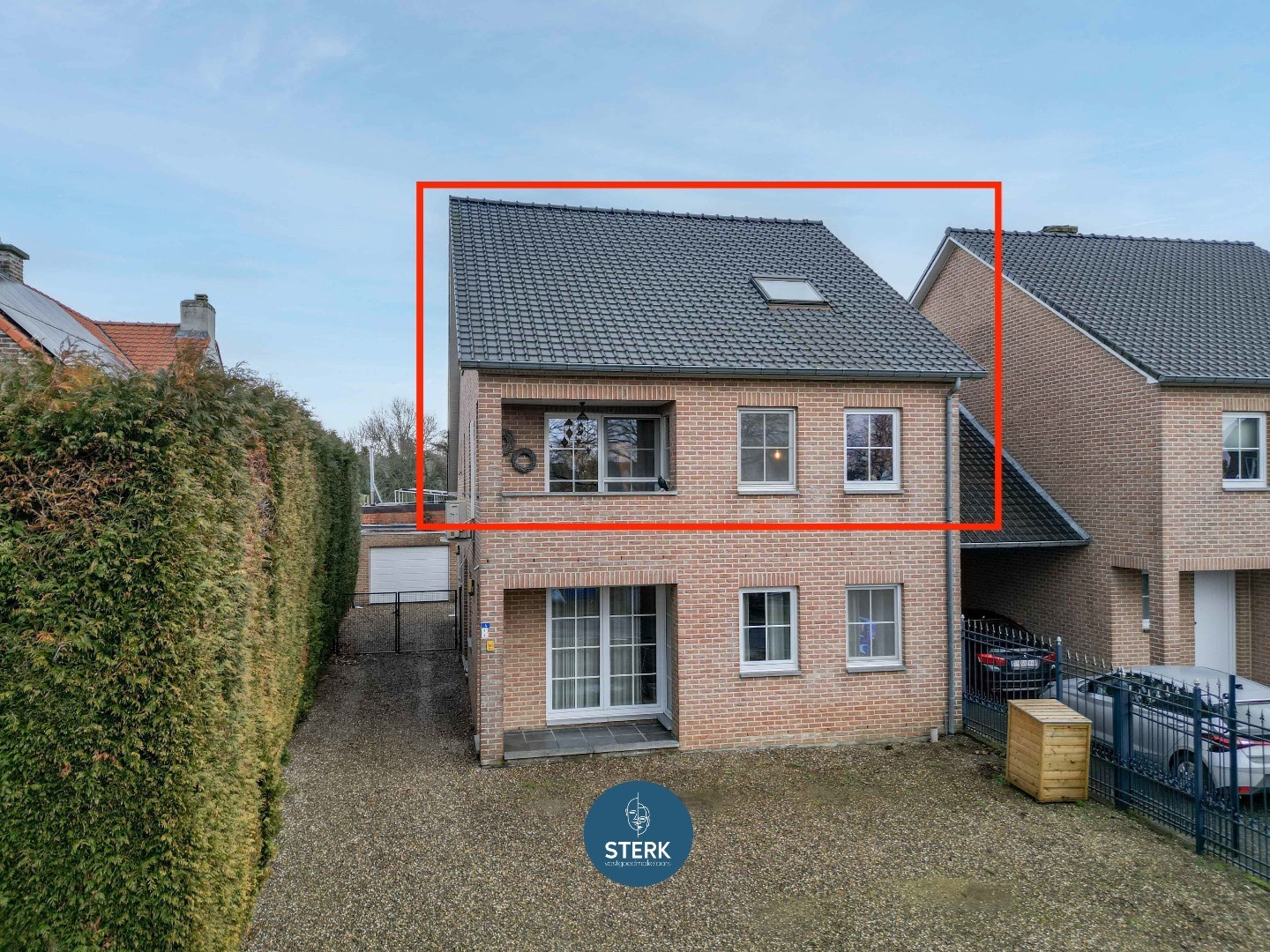 INSTAPKLAAR DUPLEX-APPARTEMENT MET 3 SLPKS IN HET GEZELLIGE LEUT ! - foto 2
