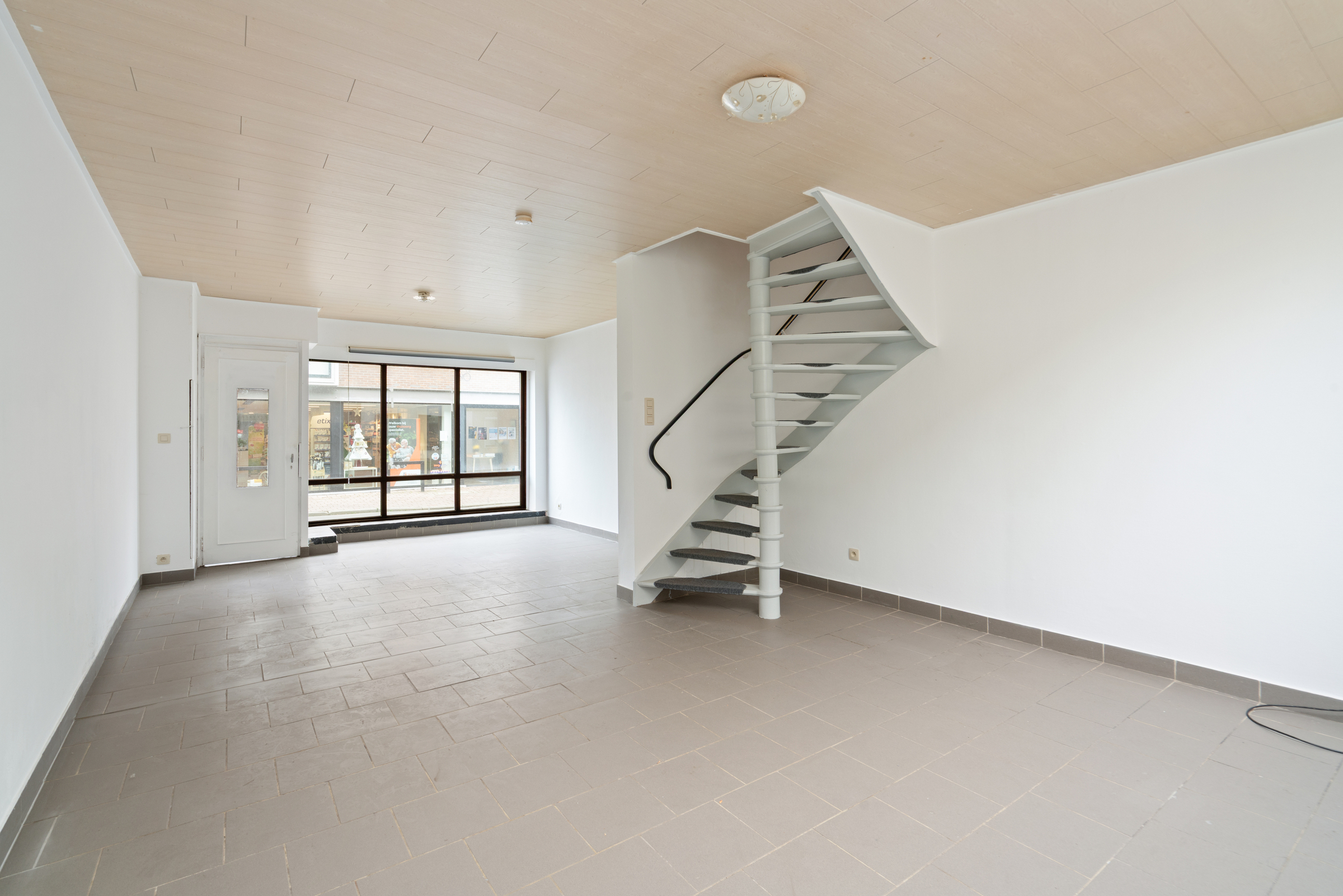 woning met 3 slaapkamers in het centrum van Burcht - foto 4