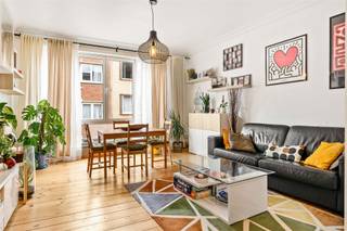 In the coveted St. Andrew's neighborhood, in a prime location close to St. Andrew's Place and National Street, is this charming 1-bedroom apartment...