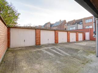 Interesse in de huur van een af te sluiten garagebox?Contacteer Wim Verhaegen via wim@copandi.be.Deze garagebox bevindt zich op goede locatie vlakbij...