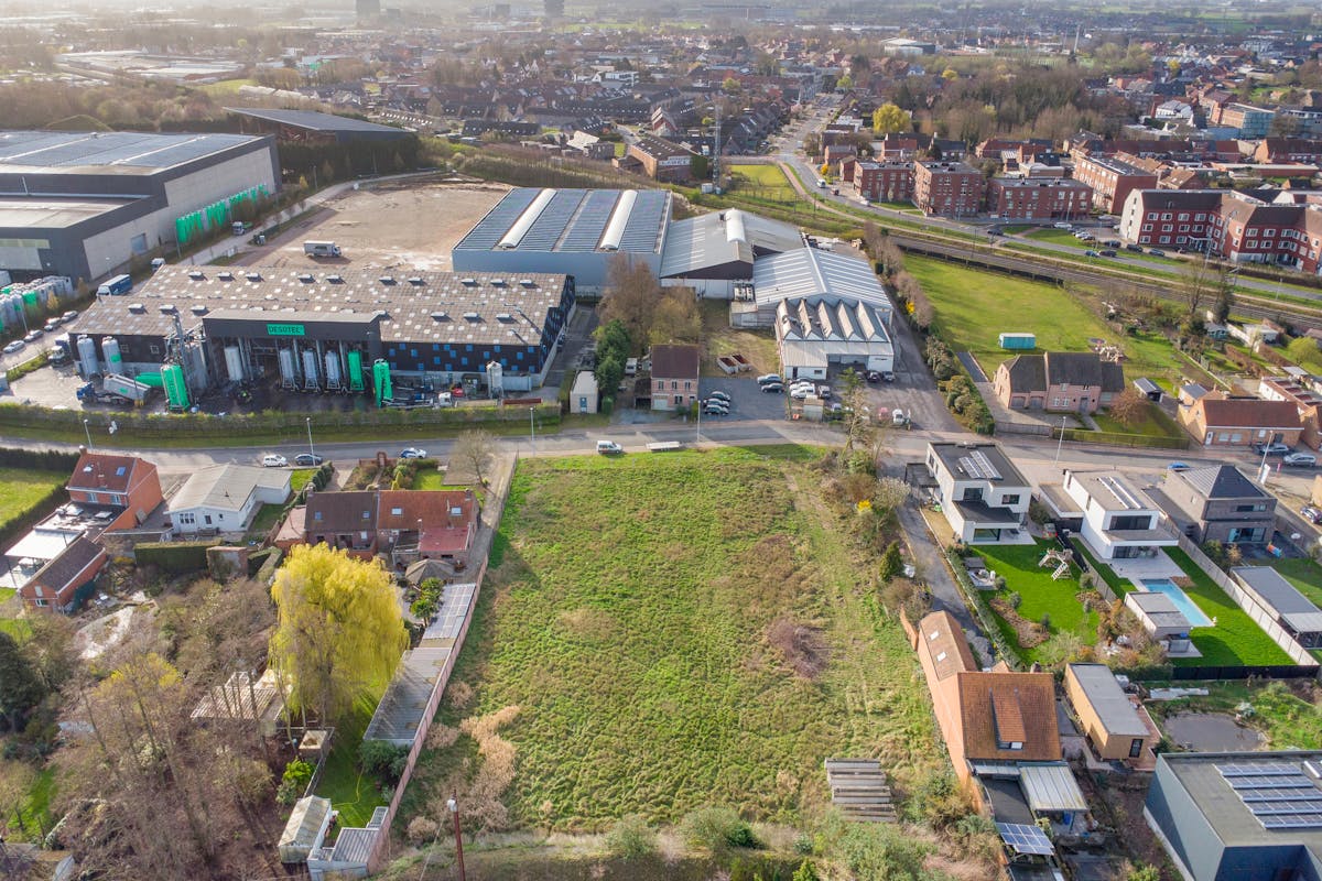 Uniek stuk bouwgrond te koop van 4.500 m² met tal van mogelijkheden - foto 4