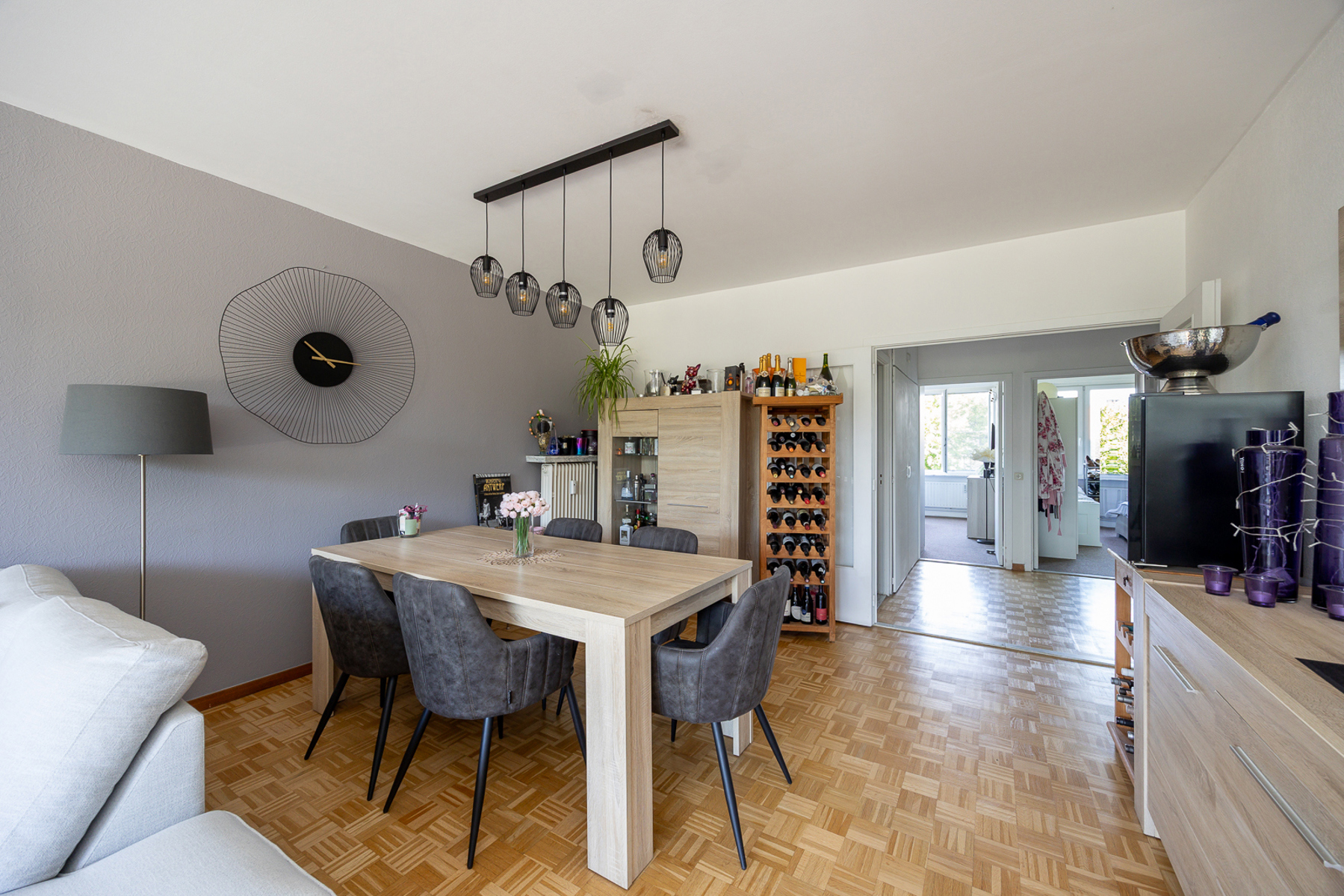 Lichtrijk 2-slaapkamerappartement met terras - foto 4