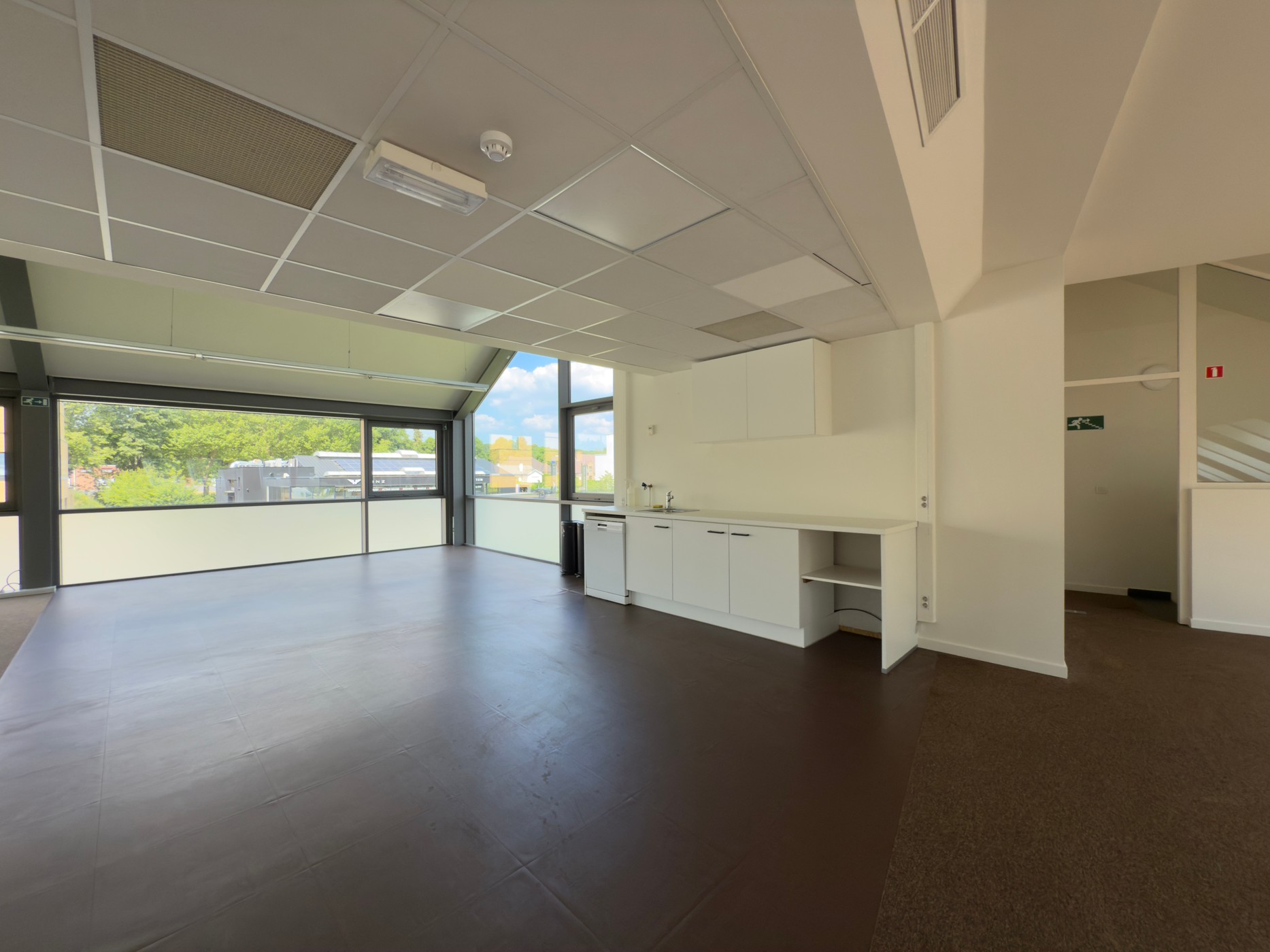 Kantoorruimte 358m² op Kortrijksesteenweg te Sint-Martens-Latem - foto 4
