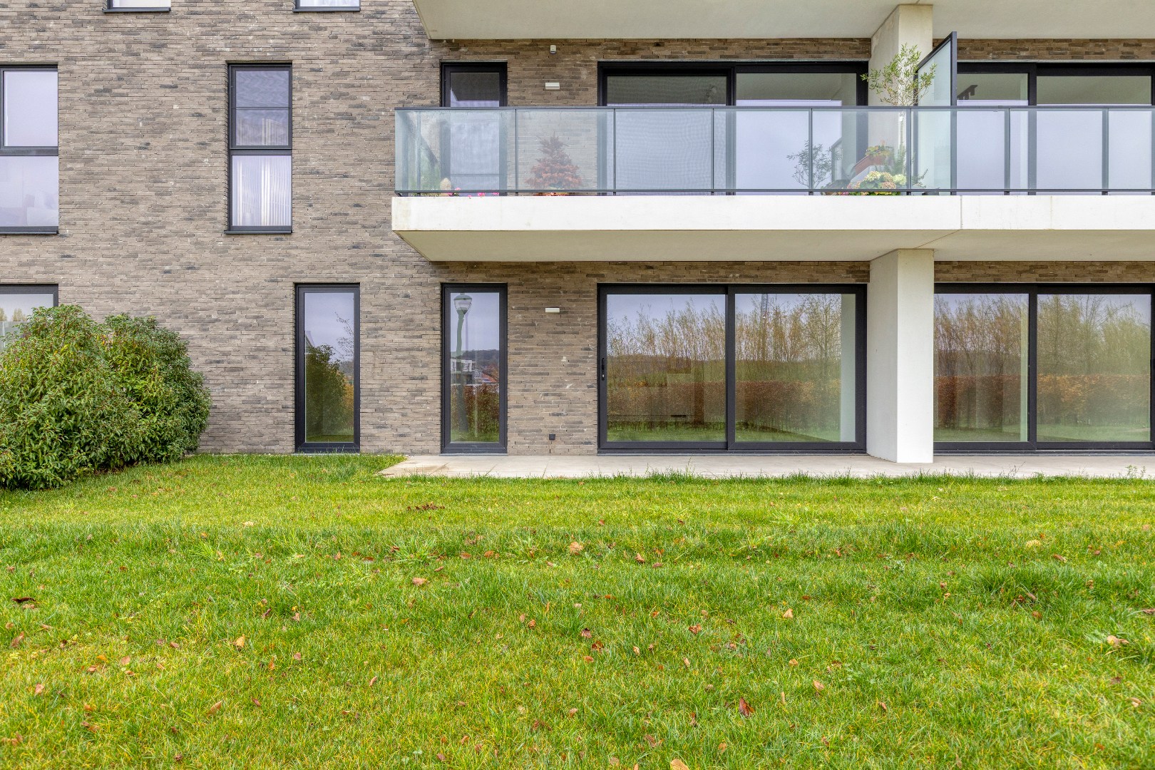 Instapklaar nieuwbouwappartement met 2 slaapkamers - foto 2