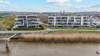 Welkom in Rumst!Op zoek naar een stijlvol appartement met zicht op het water vlakbij E19 & A12?Dit appartement combineert comfort, licht en ruimte op...