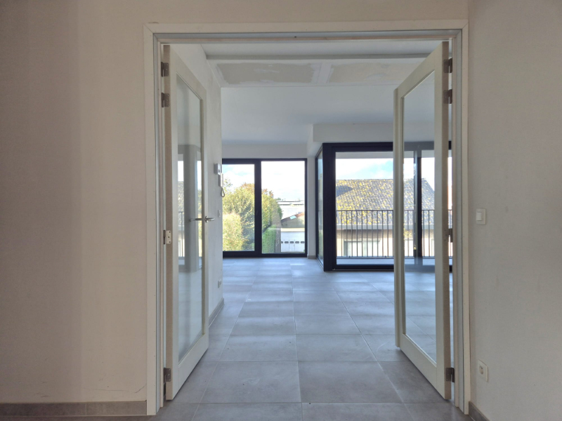 KORTEMARK. Ontdek de laatste appartementen van MILA en NORA. Dit tweeslaapkamerappartement biedt 103 m2, volwaardige ruimtes en zitterras. Profiteer van de 6% btw onder voorwaarden. - foto 5
