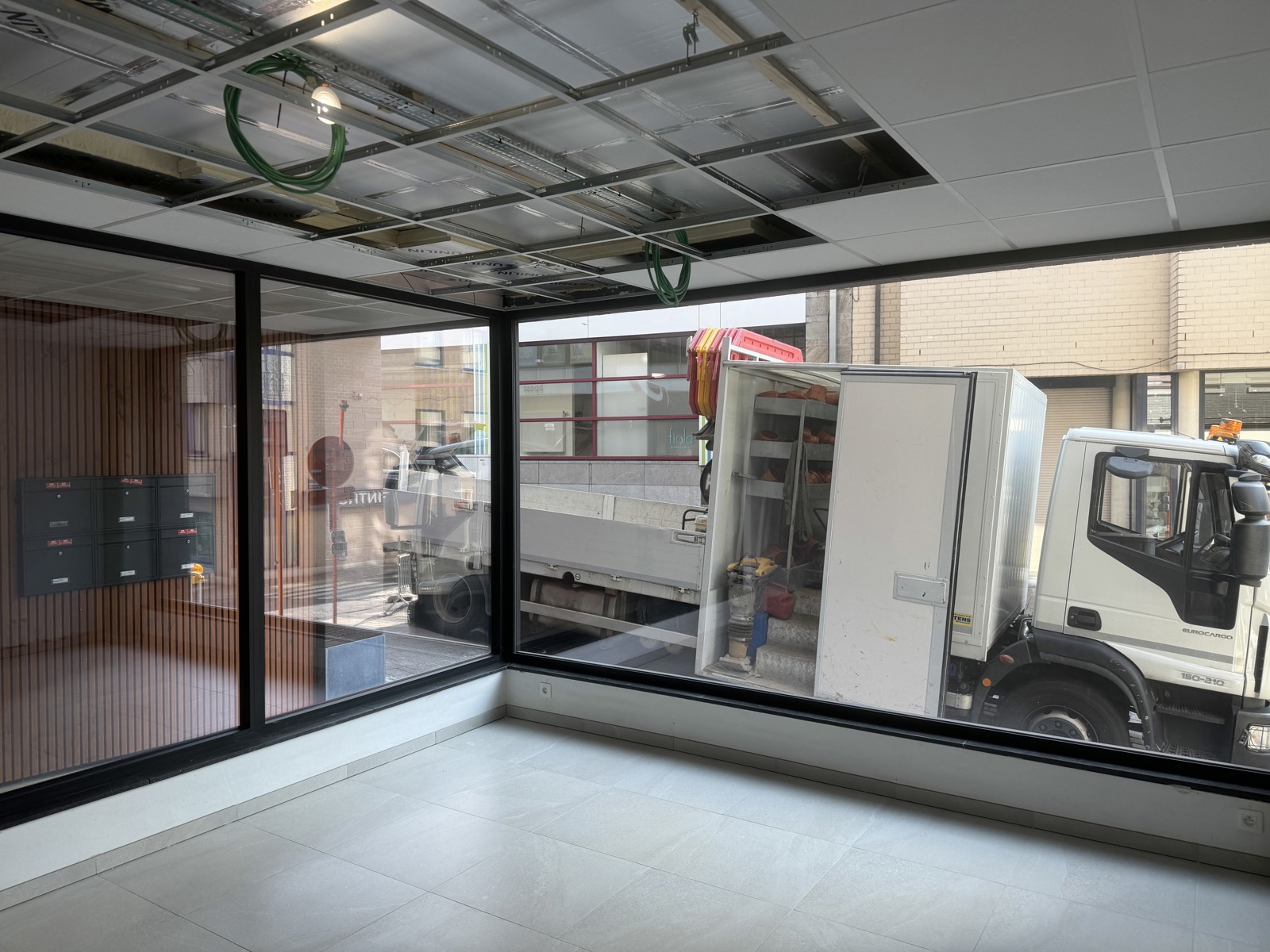 Commercial for rent in Geraardsbergen - photo 4