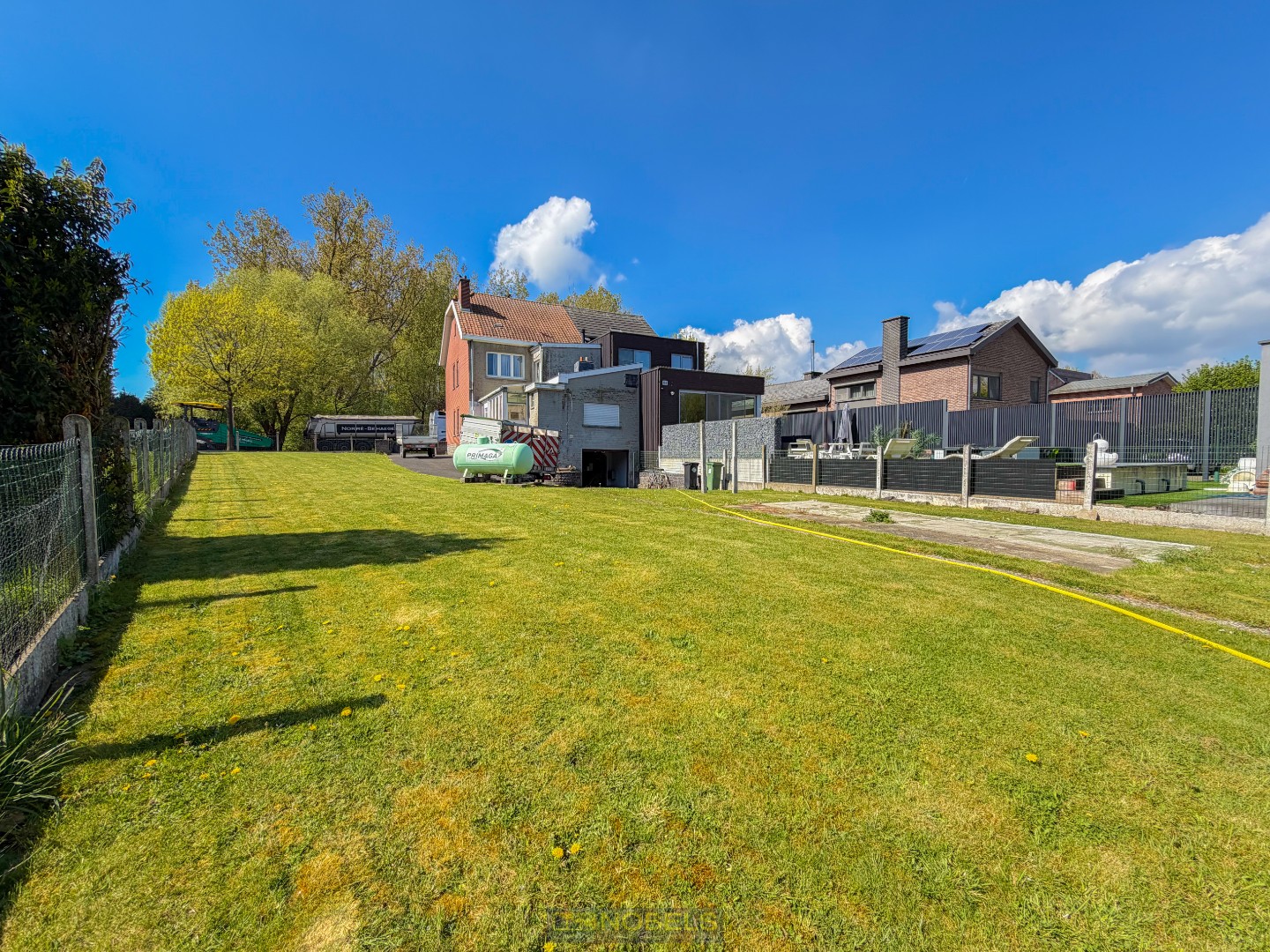 Te koop, Te renoveren halfopen bebouwing met garage op ruim perceel te Nieuwerkerken (Aalst)! - foto 3