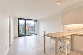 <p><span>Newly built apartment with terrace and communal garden near Zurenborg.</span></p><p><span> </span></p><p><span>Ideal for singles or couples who want to live quietly with everything within easy reach. </span></p><p><span> </span></p><p><span>Layout: </span></p><p><span>- </span></p>
