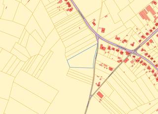 <p>Topo-Immo biedt deze landbouwgrond te koop aan in Roosdaal, gelegen aan de <strong>Molenkauter</strong>, met een totale oppervlakte van 9.160 m² (kadastraal gekend sectie D, nr. 0364/00A000). Het perceel ligt in agrarisch gebied en is momenteel verpacht. Overstromingsgevoeligheid en-score zijn gunstig (score A), en het <strong>perceel maakt geen deel uit van een verkaveling of signaalgebied</strong>. Interesse of meer informatie? Neem gerust contact op met ons via het nummer 0477 289 144 of vincent@topo-immo.be! Stedenbouwkundige in lichtingen en maatregelenregister in aanvraag.</p>