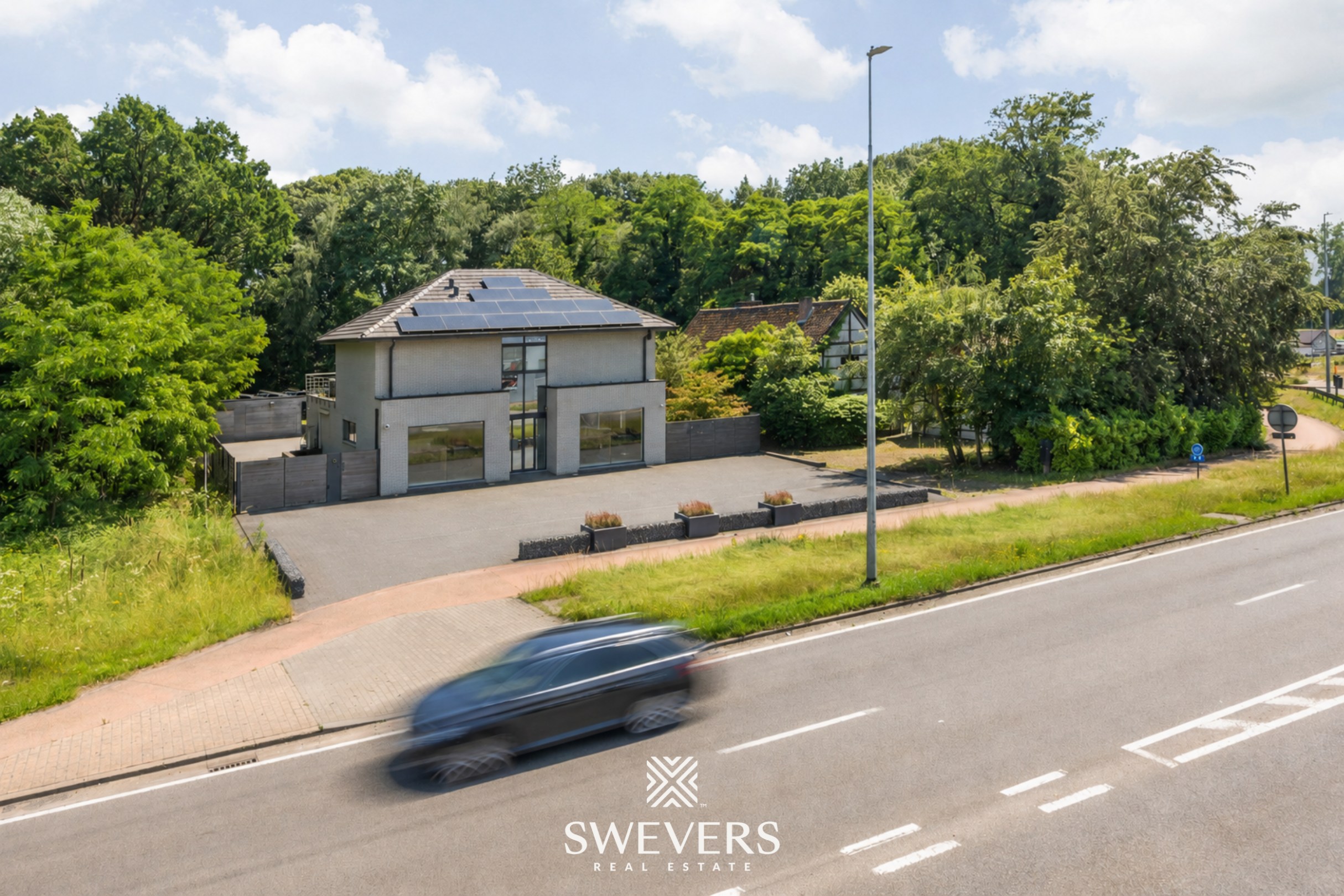 Commercial à vendre à Diepenbeek - photo 1