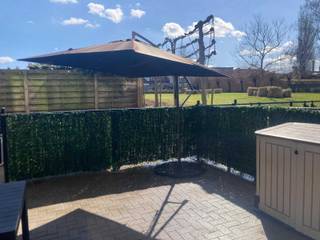 Benedenverdieping INCLUSIEF garagebox.260.000+25.000Instapklaar Appartement – Centraal, rustig & vol comfort! - Perfecte ligging in een levendige...