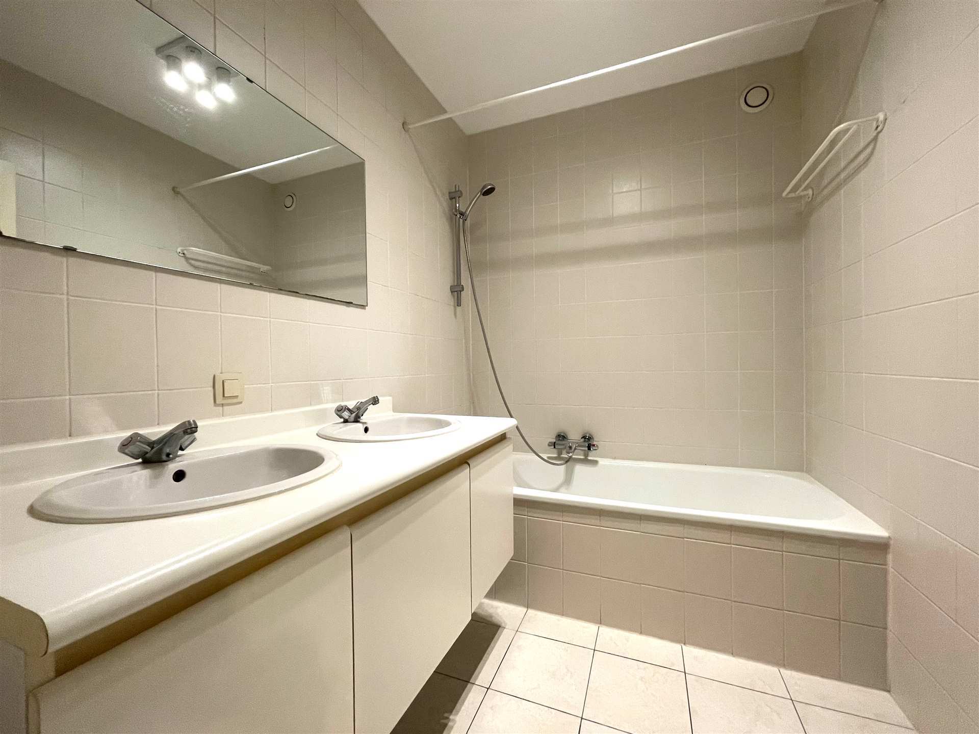 3-slaapkamer appartement op toplocatie! - foto 5