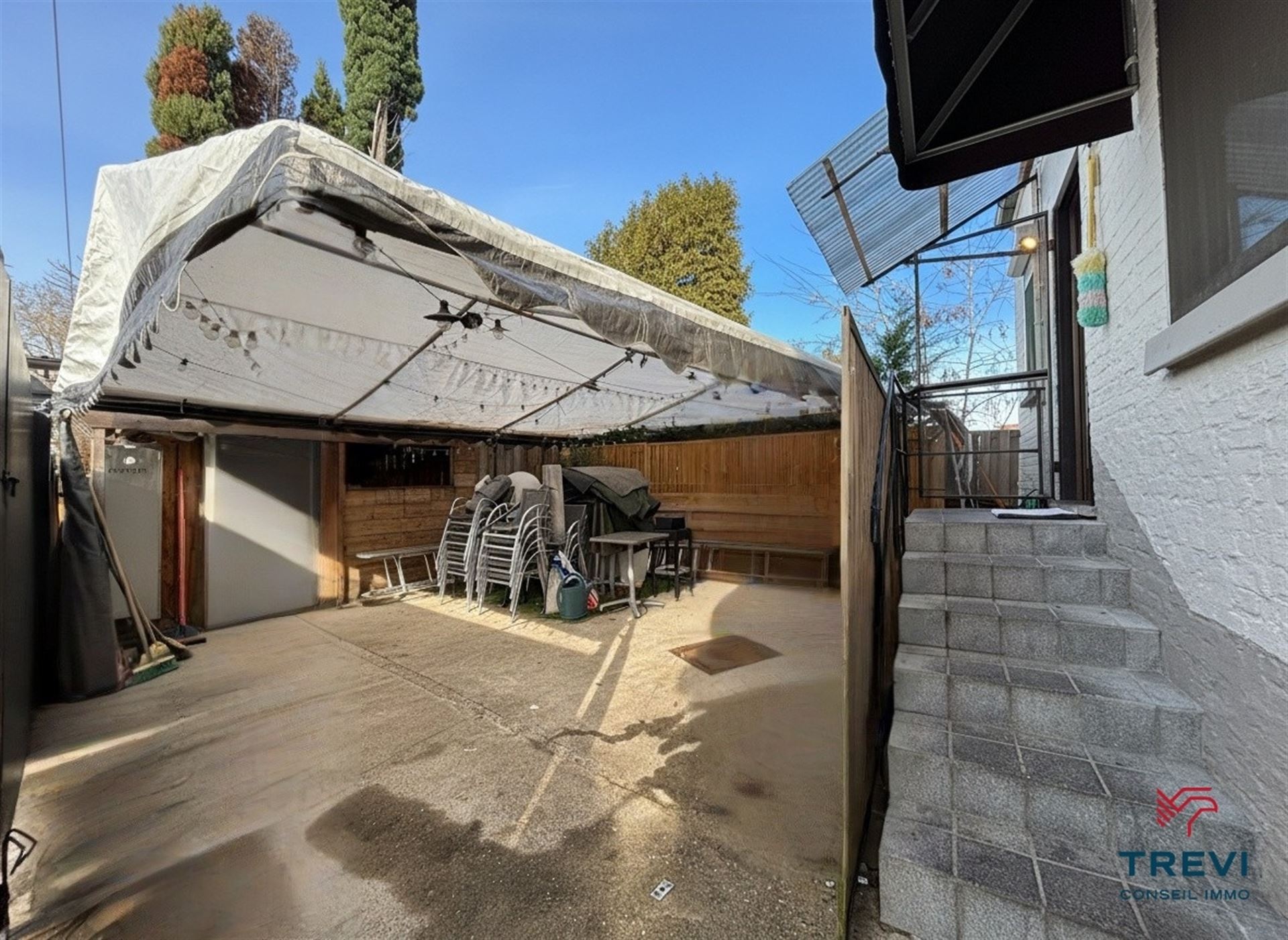 SOUS OPTION Superbe maison de commerce - photo 5