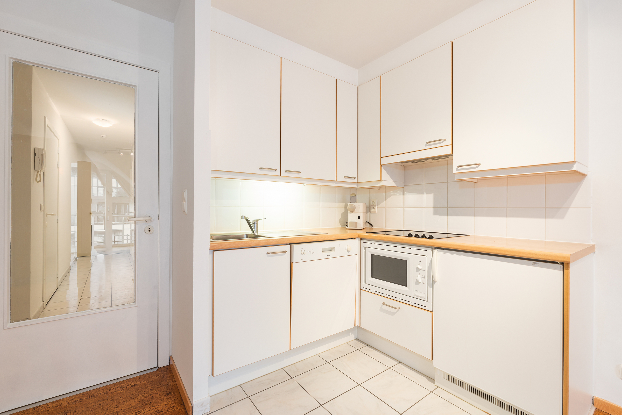 Doorloop appartement met 2 terrassen in Nieuwpoort! - foto 3