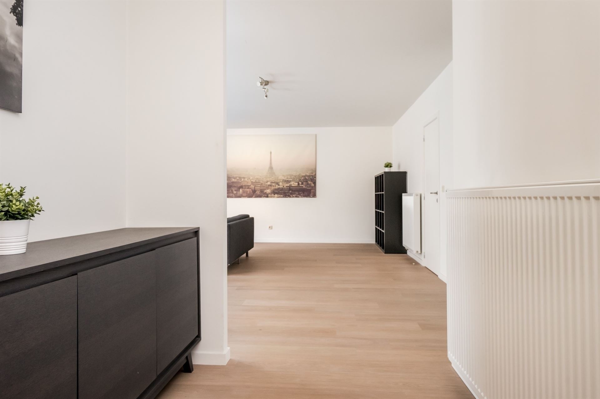 Prachtig recent 2 slaapkamer appartement in de Europese wijk - foto 5