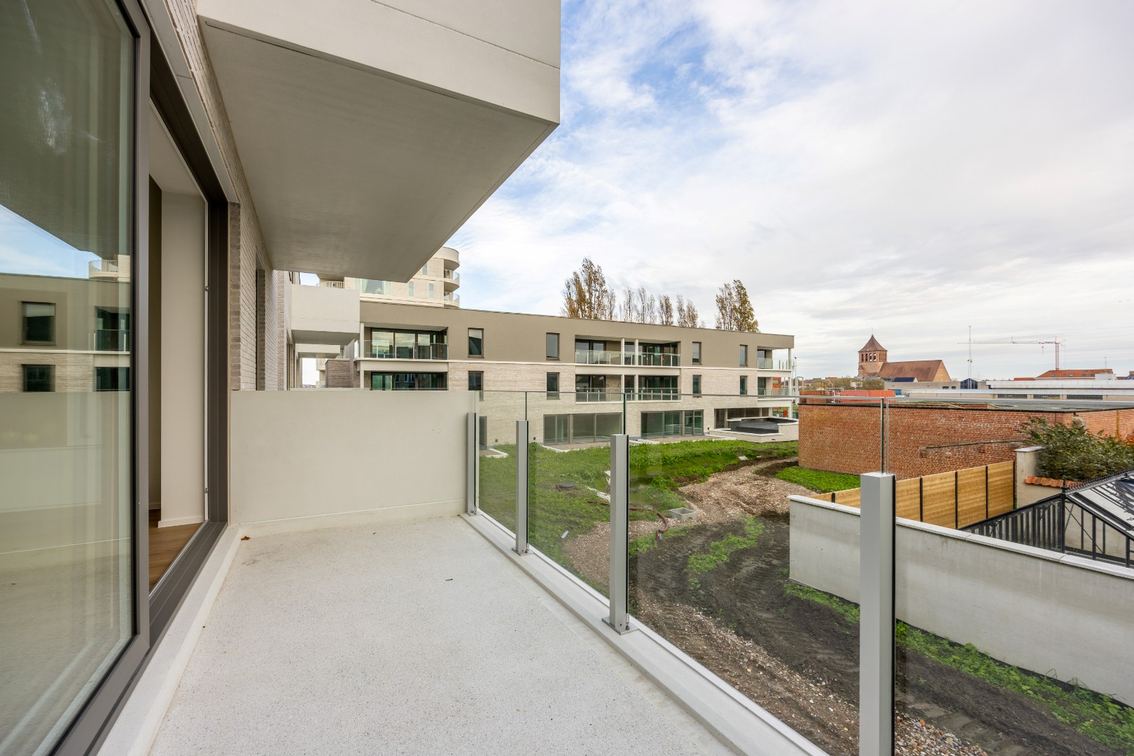 Gelijkvloerse nieuwbouwwoonst met 3 slaapkamers en zuidgerichte tuin - foto 4